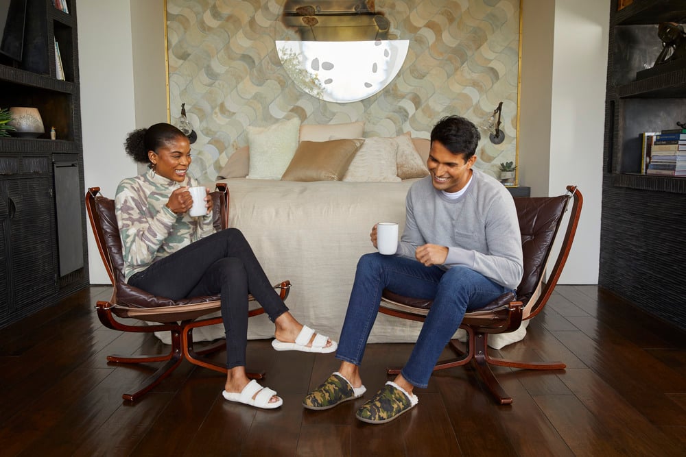 6 Ways to Keep Your Feet Warm at Home