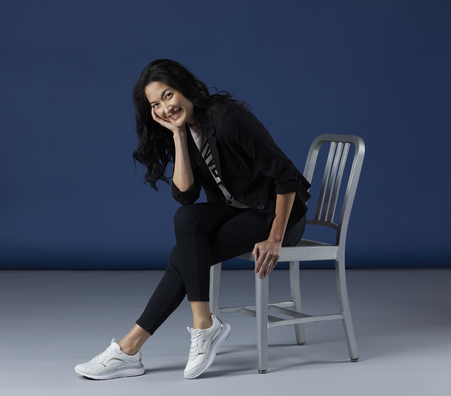 WHAT ARE THE BEST SHOES FOR FLAT FEET?