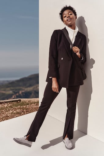 Jet-Set in Comfort: The Best Travel Shoes for Your Next Adventure