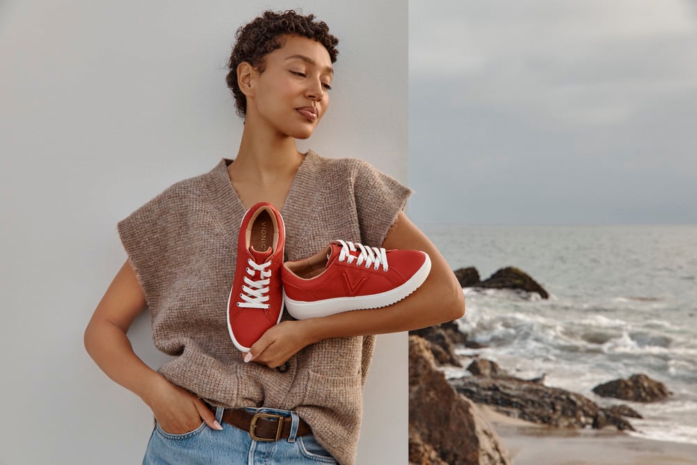 What to Wear with Platform Sneakers: Styling Tips