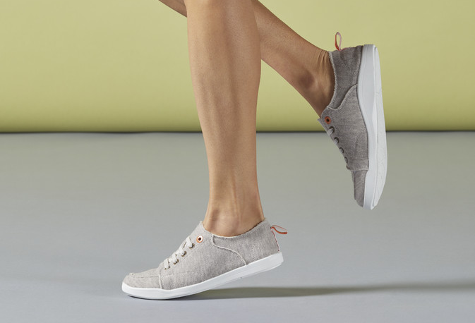 How to Break In New Shoes Quickly