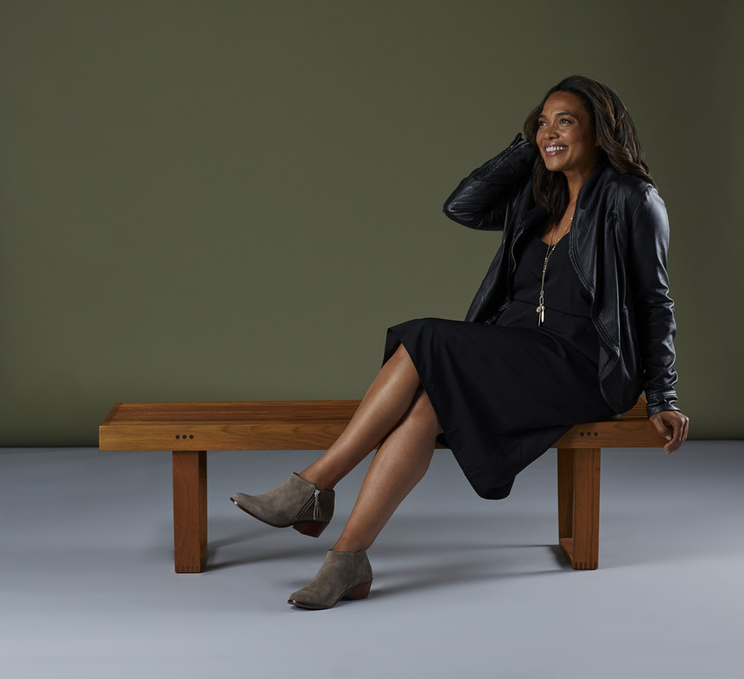 HOW TO WEAR ANKLE BOOTS FASHIONABLY