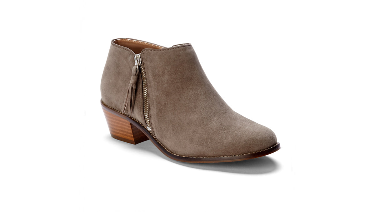 How to Choose Comfortable Booties: 5 Things to Look For