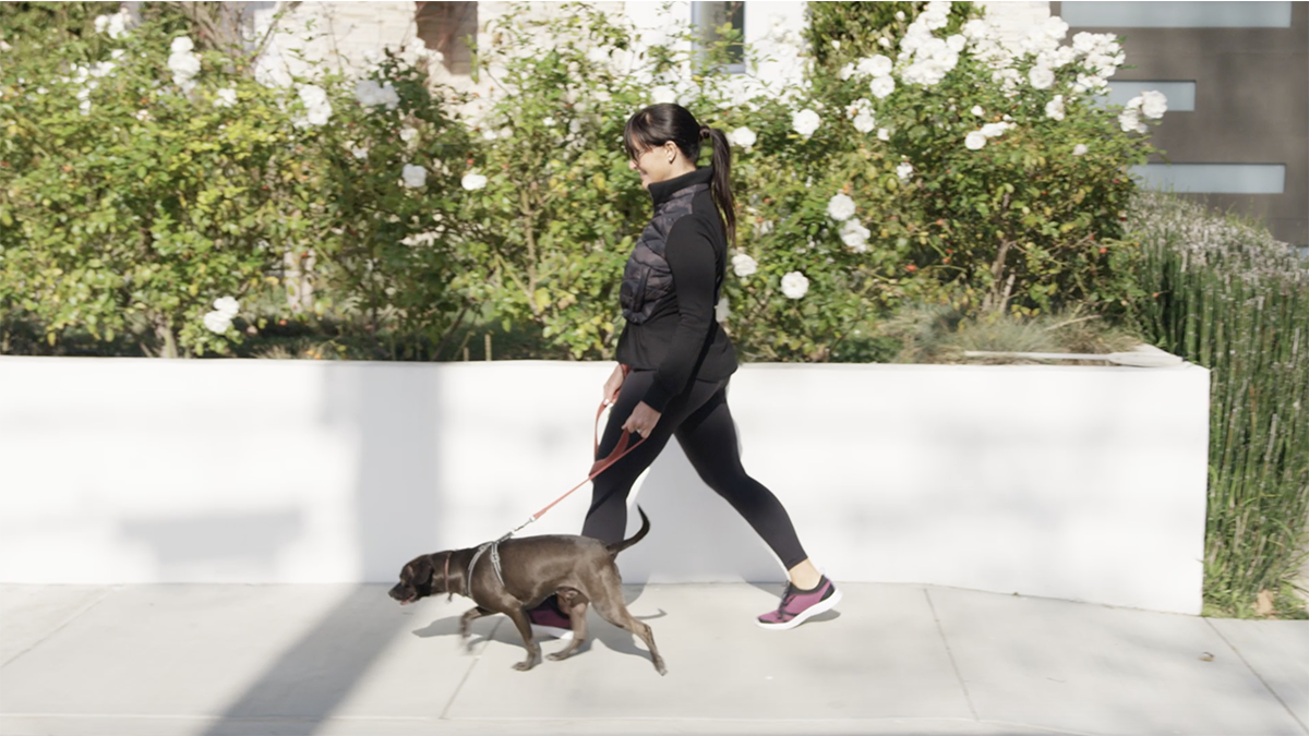 CELEBRITY TRAINER TIPS TO WALK YOUR WAY TO A SUMMER BODY